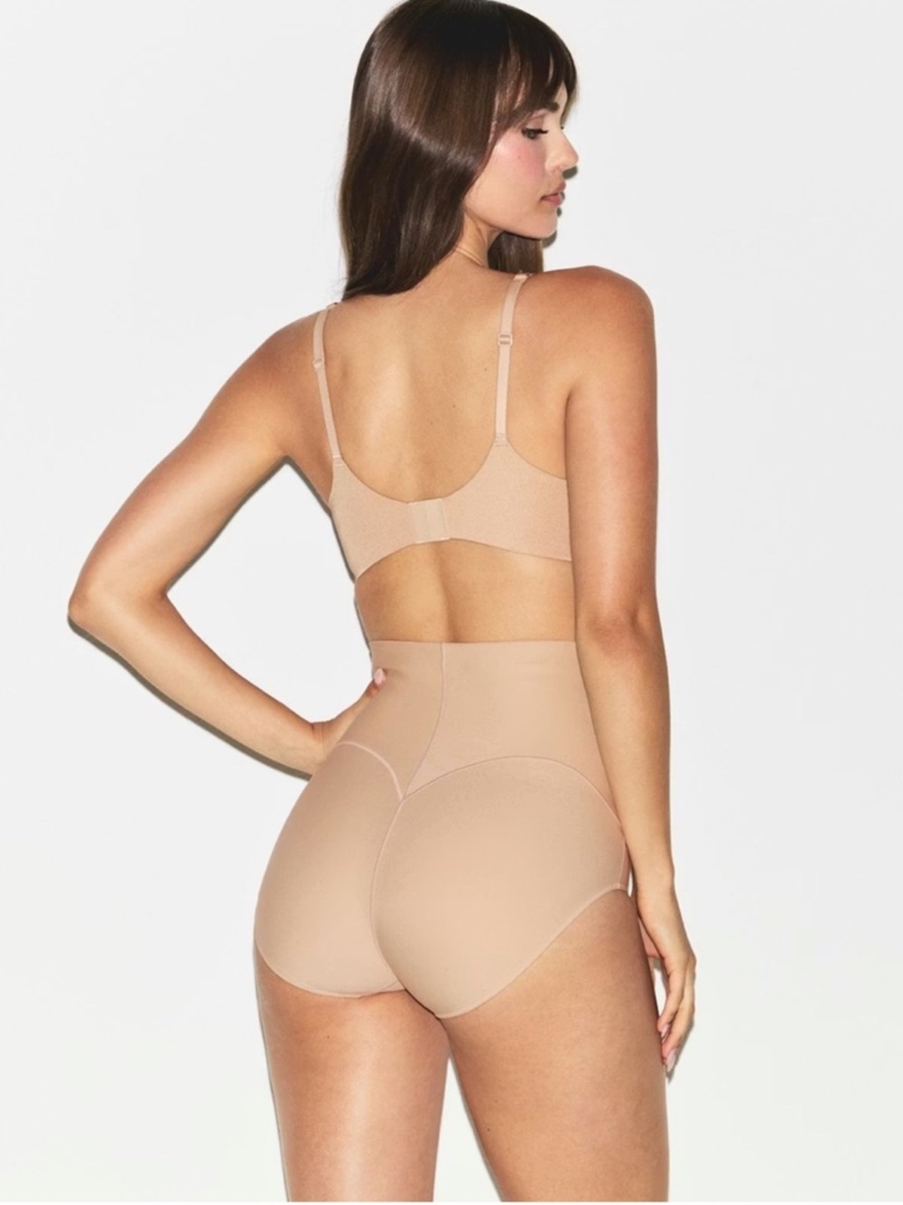 SKIMS Body Core Sculpting Butt Lifting Brief in Clay NWT Size Large (B20)